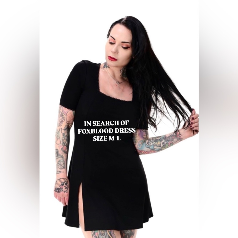 ISO FOXBLOOD DRESS WITH SLIT SIZE M-L